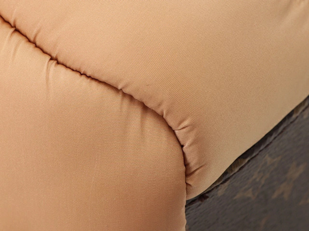 LOUIS VUITTON On The Go LV Pillow Beige Cream - Picture 7 of 9